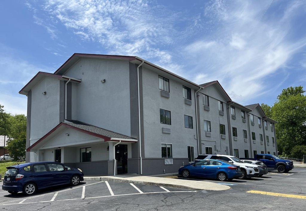 Red Roof Inn Suffolk Dış mekan fotoğraf